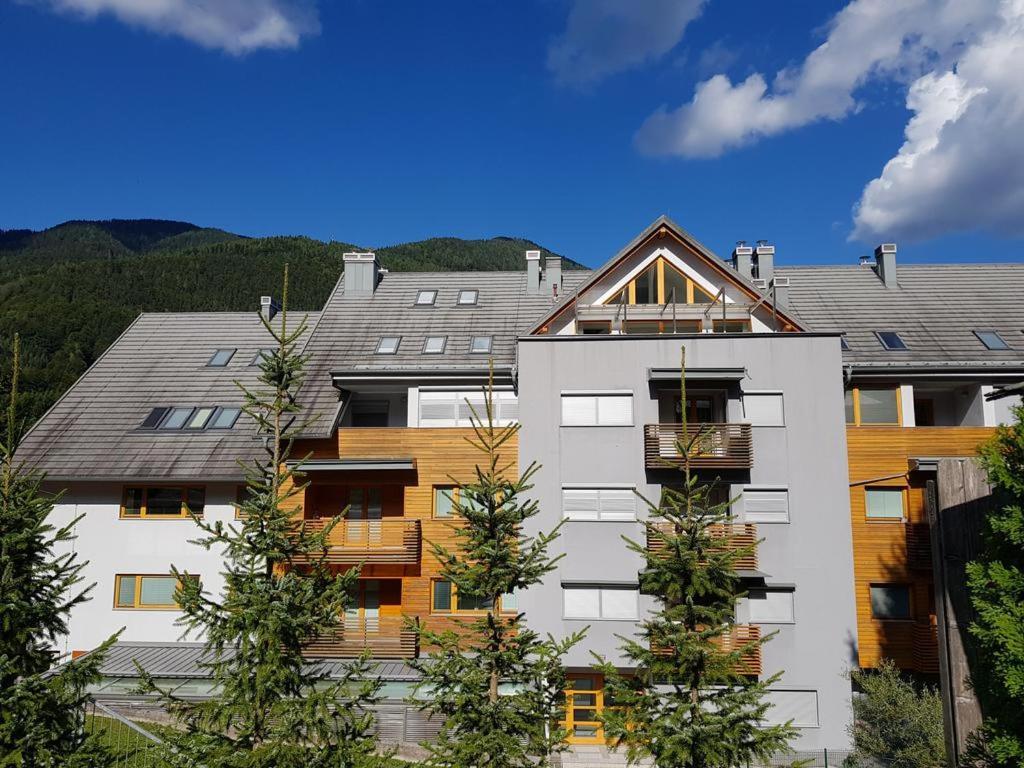 Apartment Lesnina Kranjska Gora Bagian luar foto